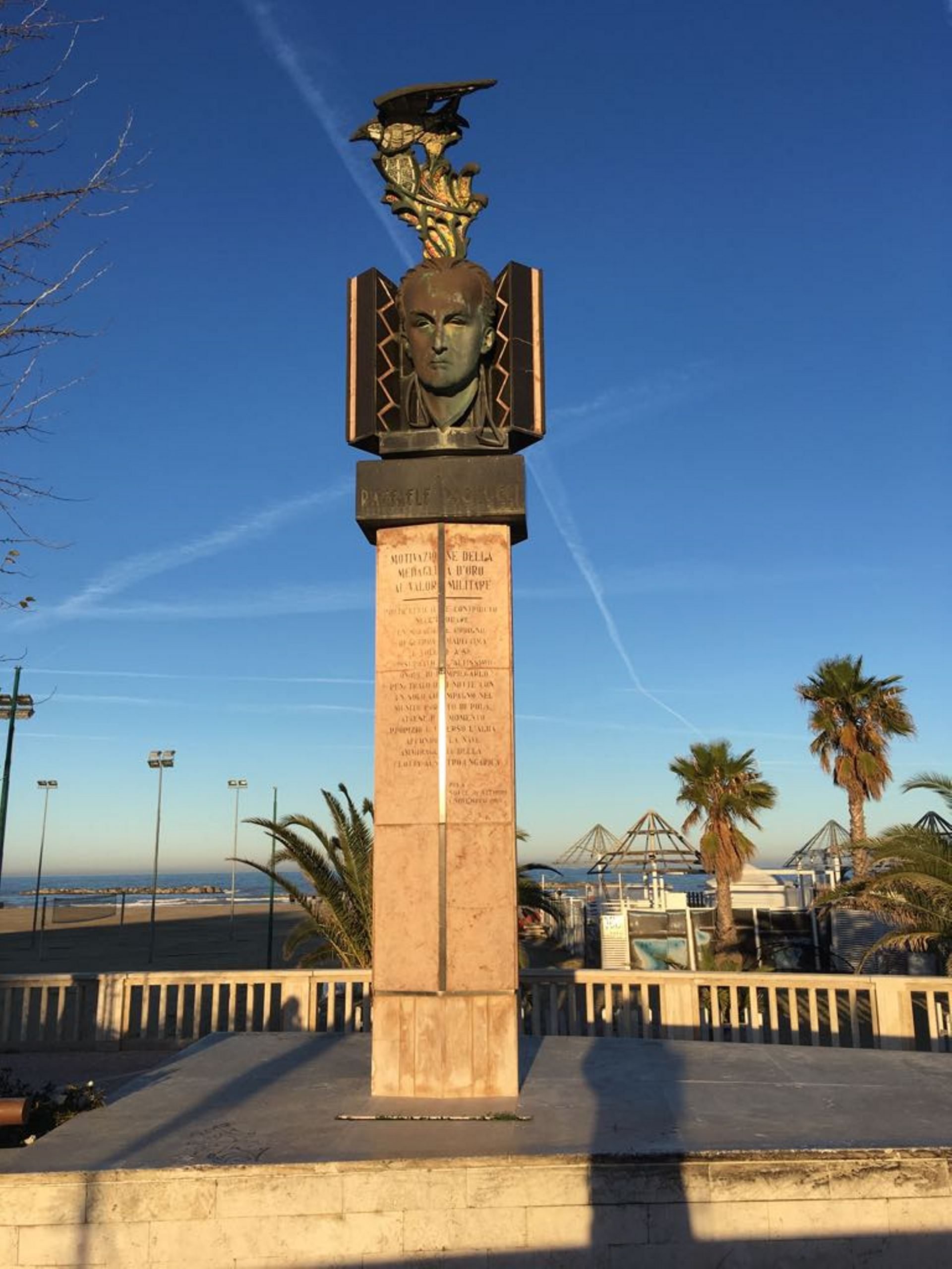 Raffaele Paolucci's Bust Pescara(1).JPG